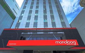Monoloog Hotel Makassar